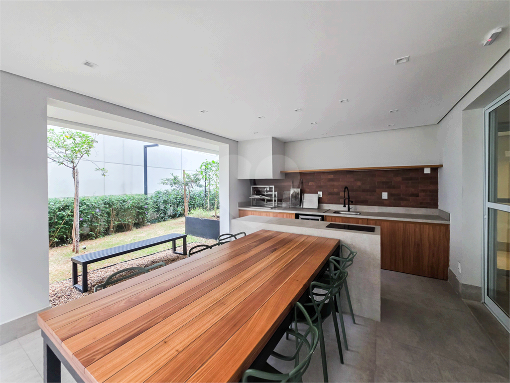 Apartamento Studio - Pinheiros - 1 Quarto - Venda / Compra - Próximo ao Metrô