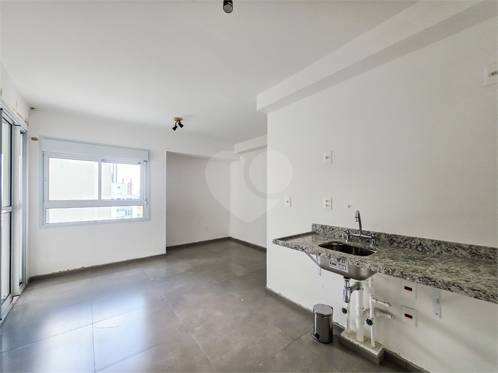 Apartamento Studio - Pinheiros - 1 Quarto - Venda / Compra - Próximo ao Metrô