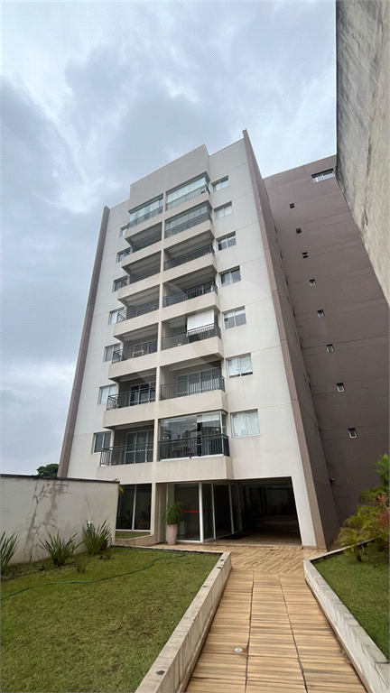 APARTAMENTO em SANTANA