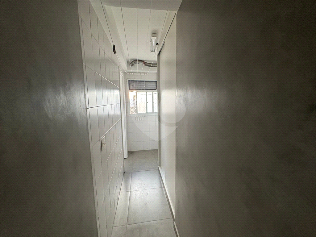 Apartamento à venda em Pinheiros com 2 quartos (1 suíte), 90m², varanda integrada, condomínio com lazer – Casa Pinheiros