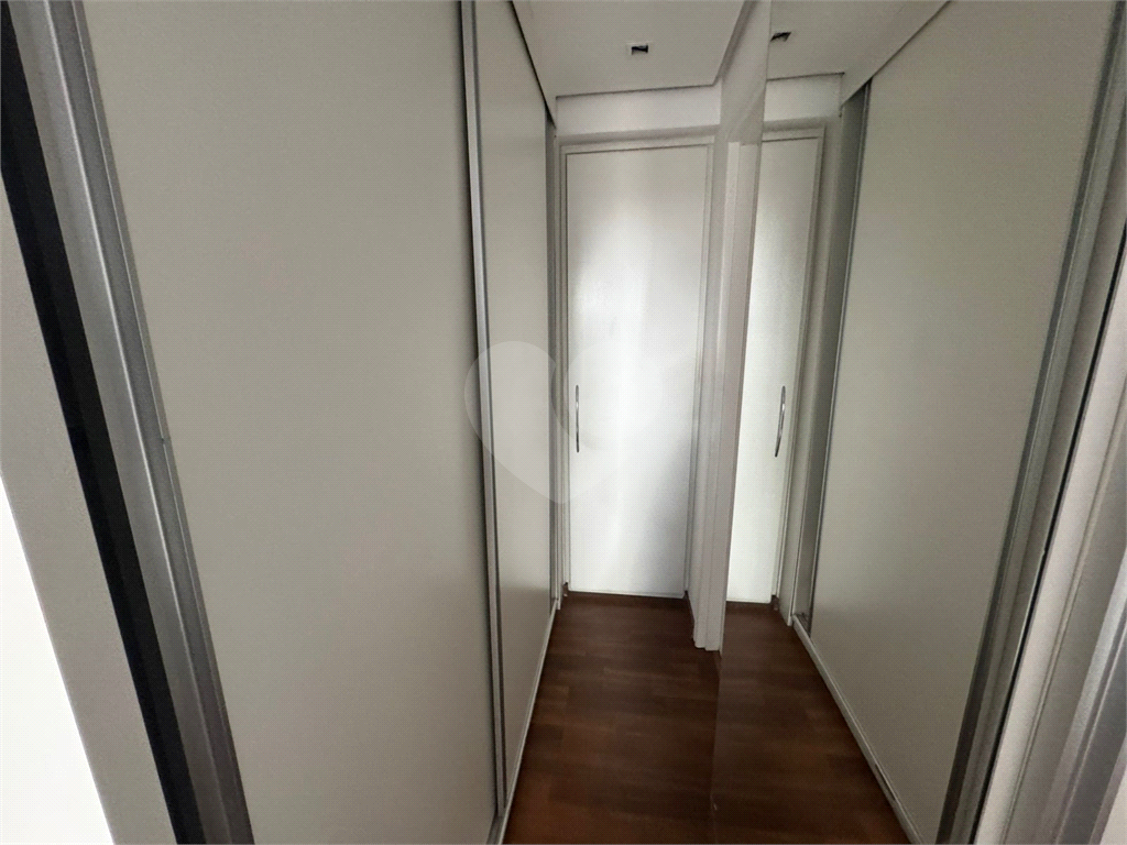 Apartamento à venda em Pinheiros com 2 quartos (1 suíte), 90m², varanda integrada, condomínio com lazer – Casa Pinheiros