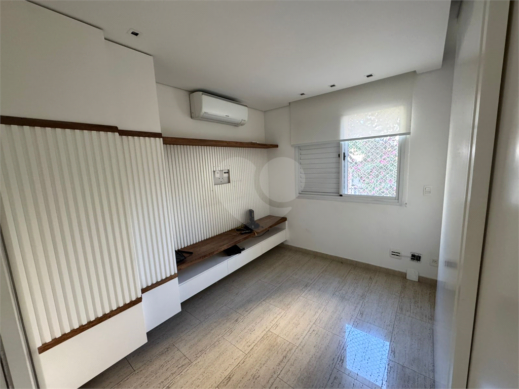 Apartamento à venda em Pinheiros com 2 quartos (1 suíte), 90m², varanda integrada, condomínio com lazer – Casa Pinheiros