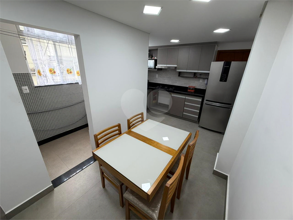 Apartamento reformado com 2 quartos no Mandaqui