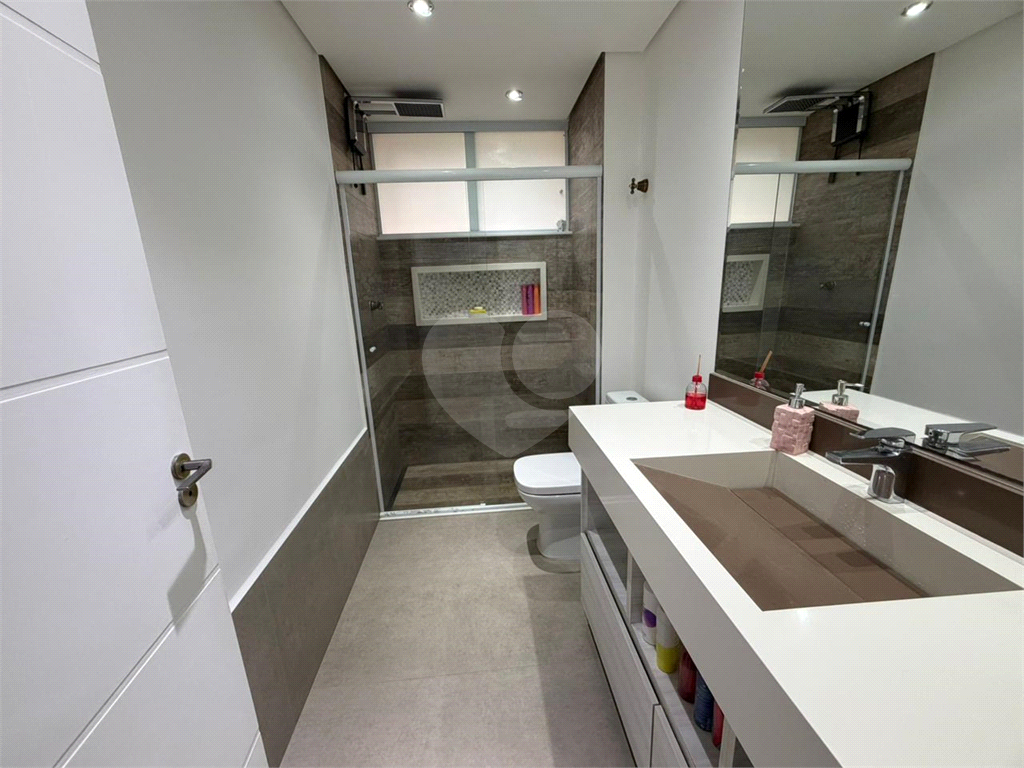 Apartamento reformado com 2 quartos no Mandaqui