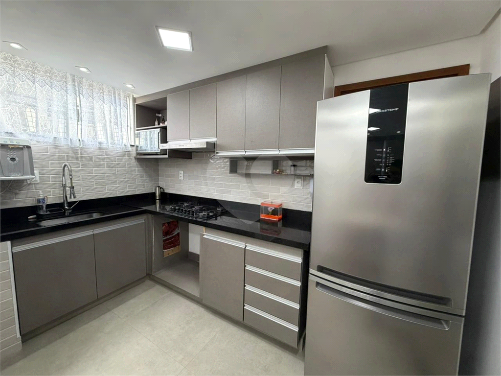 Apartamento reformado com 2 quartos no Mandaqui