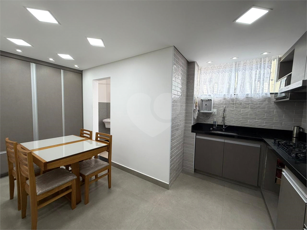 Apartamento reformado com 2 quartos no Mandaqui
