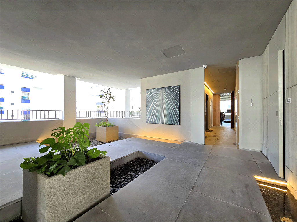 Studio Premium Pinheiros 25m² Metrô Fradique Venda