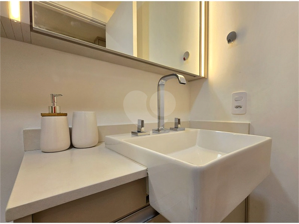 Studio Premium Pinheiros 25m² Metrô Fradique Venda