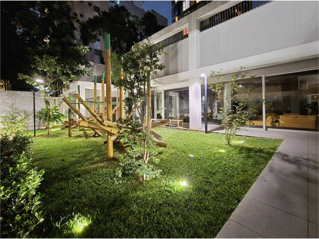Studio Premium Pinheiros 25m² Metrô Fradique Venda