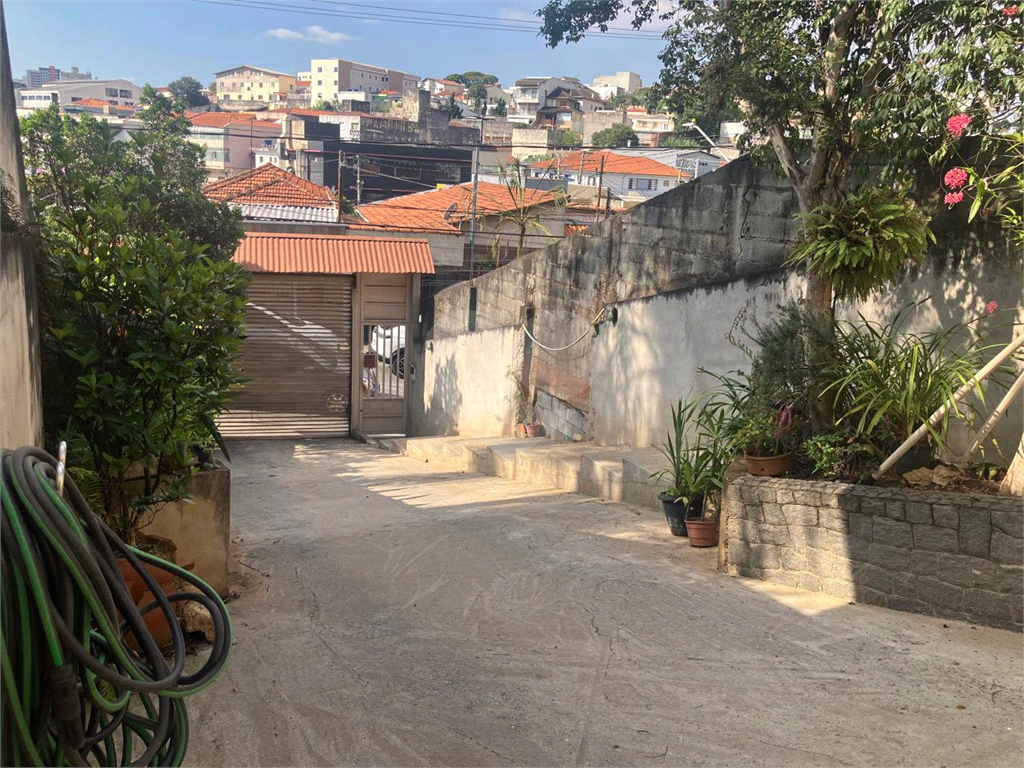 TERRENO COM 3 CASAS - LOCALIZAÇÃO PRIVILEGIADA - RUA MARIQUINHA VIANA - SANTANA