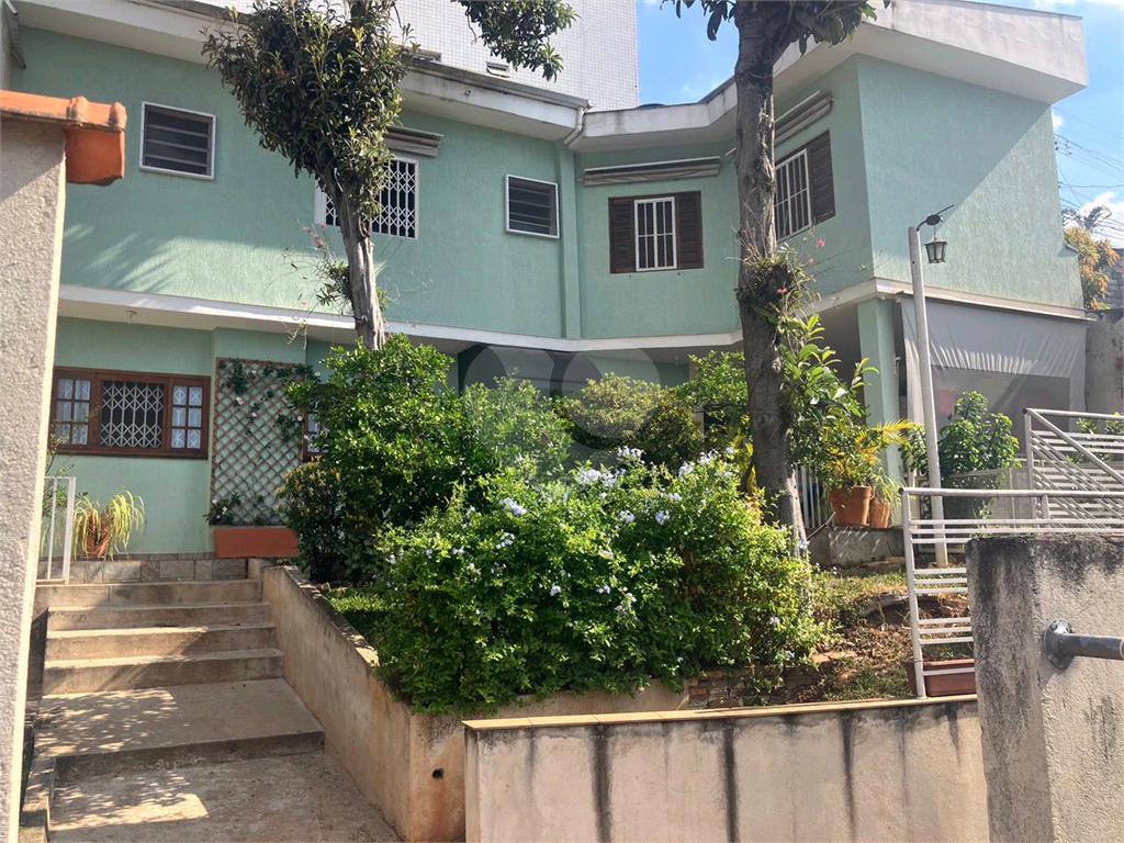 TERRENO COM 3 CASAS - LOCALIZAÇÃO PRIVILEGIADA - RUA MARIQUINHA VIANA - SANTANA