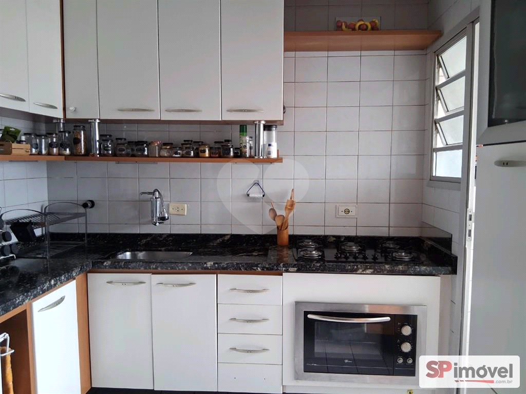 APARTAMENTO em SANTANA