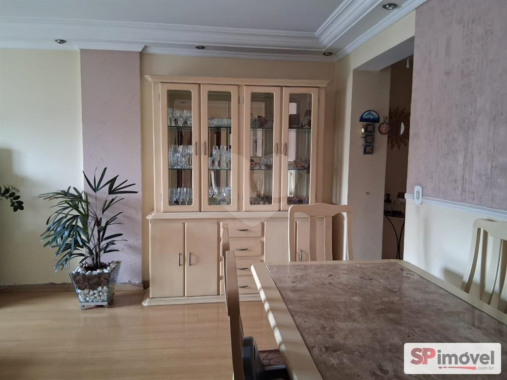 APARTAMENTO em SANTANA