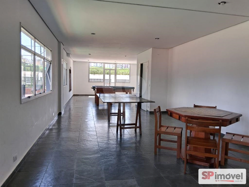 APARTAMENTO em SANTANA