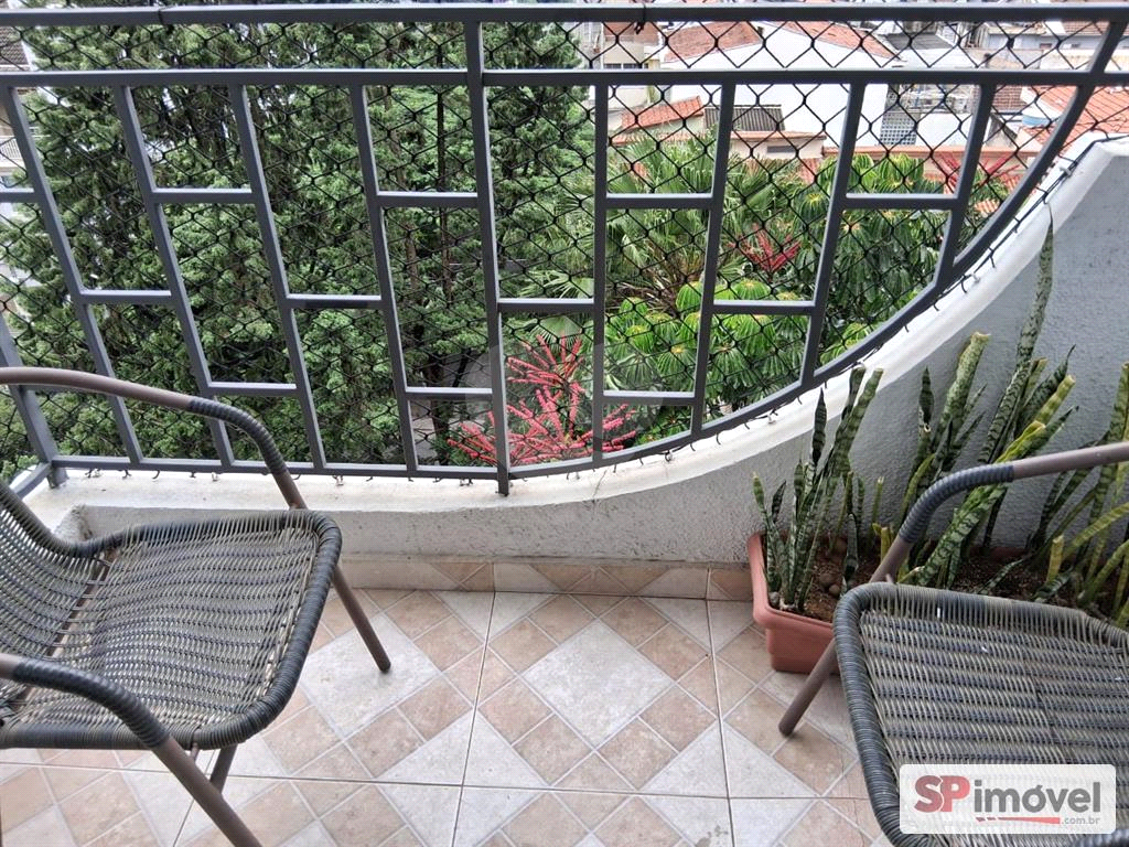APARTAMENTO em SANTANA