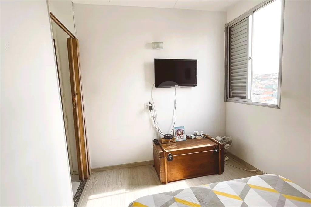 Apartamento de 2 dormitórios com 1 vaga - condomínio com piscina