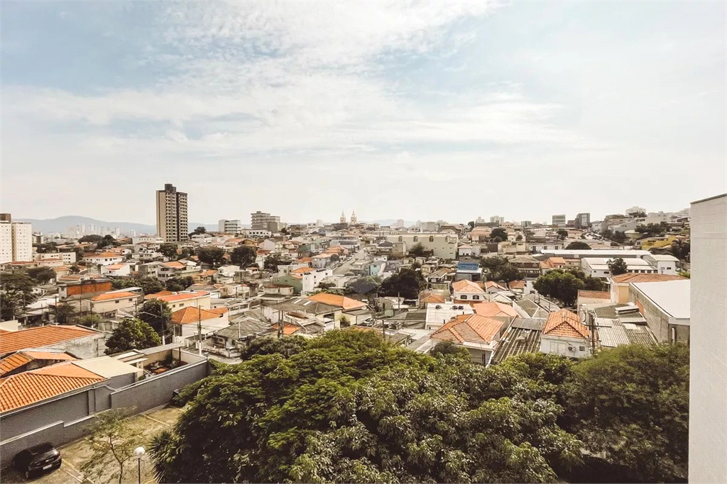 Apartamento de 2 dormitórios com 1 vaga - condomínio com piscina