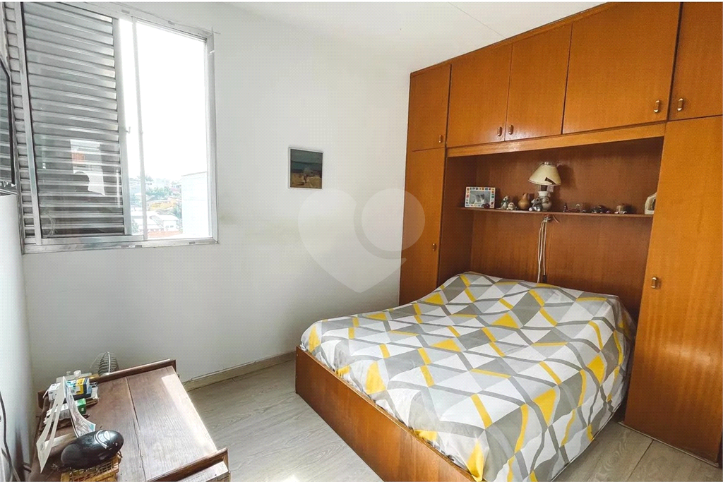 Apartamento de 2 dormitórios com 1 vaga - condomínio com piscina