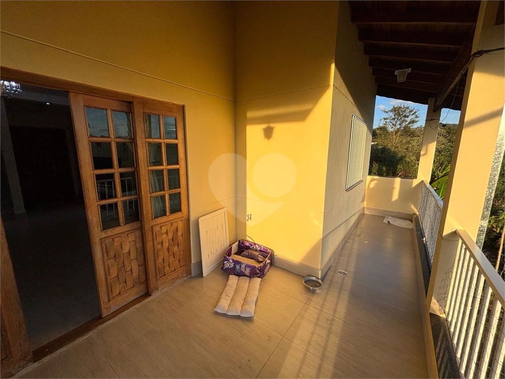 Sobrado com 3 suítes, piscina e espaço gourmet completo