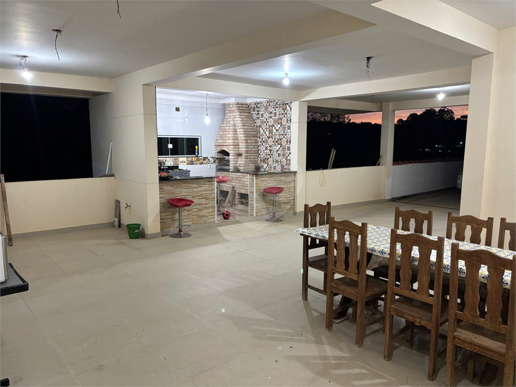 Sobrado com 3 suítes, piscina e espaço gourmet completo
