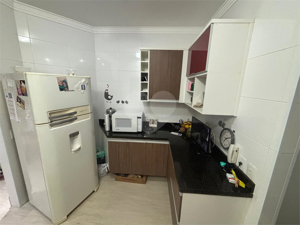 Sobrado com 3 suítes, piscina e espaço gourmet completo