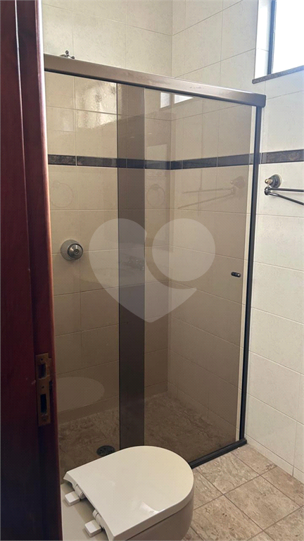 Venda e locção - Casa no Parque das Nações; 3 dorms com suíte; closet; varanda; hidro; churrasqueira; 255m²