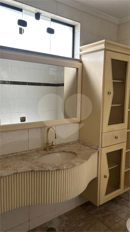 Venda e locção - Casa no Parque das Nações; 3 dorms com suíte; closet; varanda; hidro; churrasqueira; 255m²