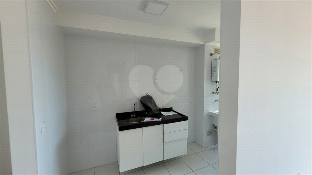 APARTAMENTO COM VARANDA