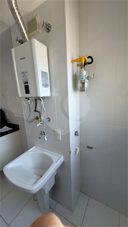 APARTAMENTO COM VARANDA