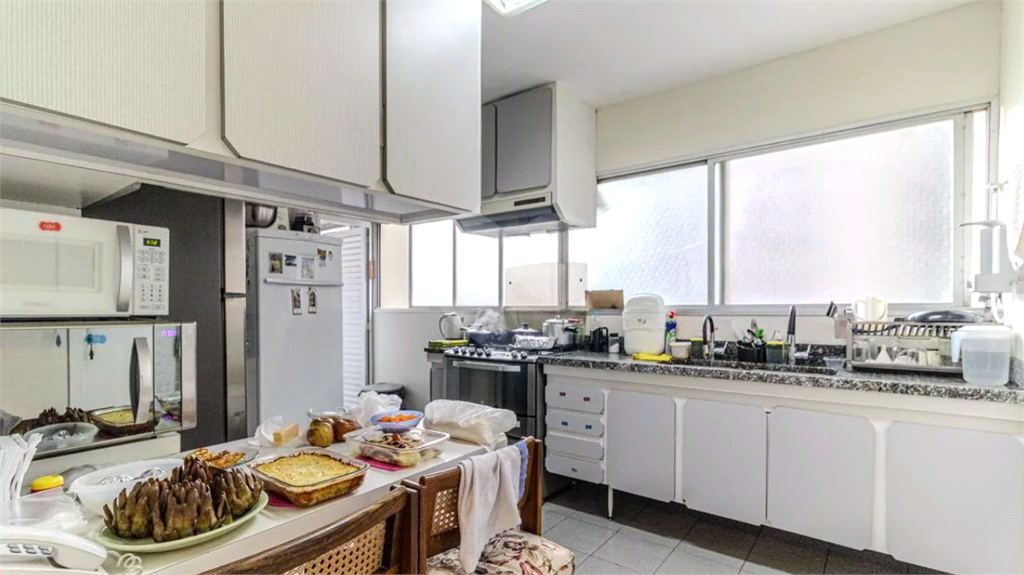 Apartamento à venda com 136m², 4 quartos e 2 vagas