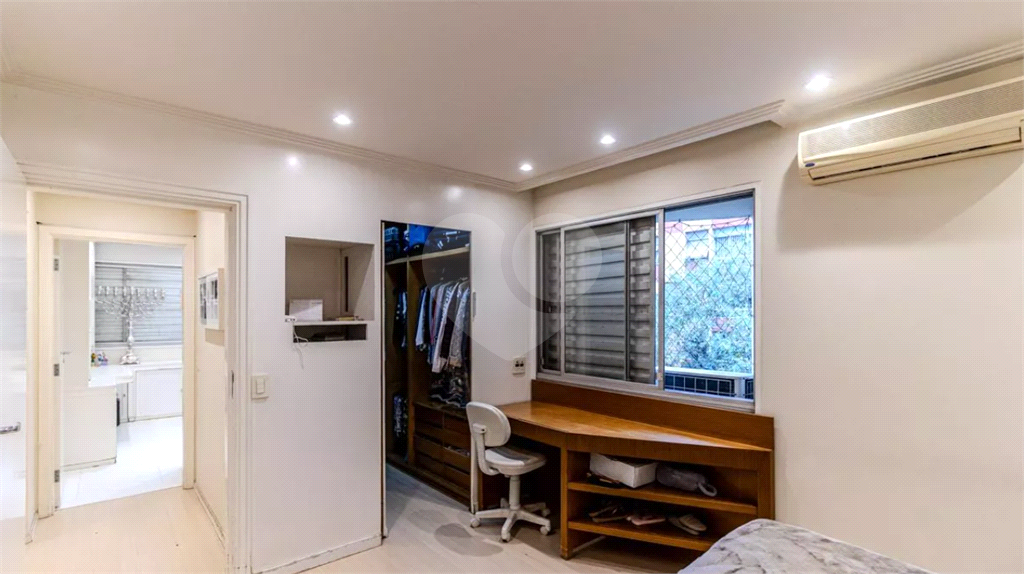 Apartamento à venda com 136m², 4 quartos e 2 vagas