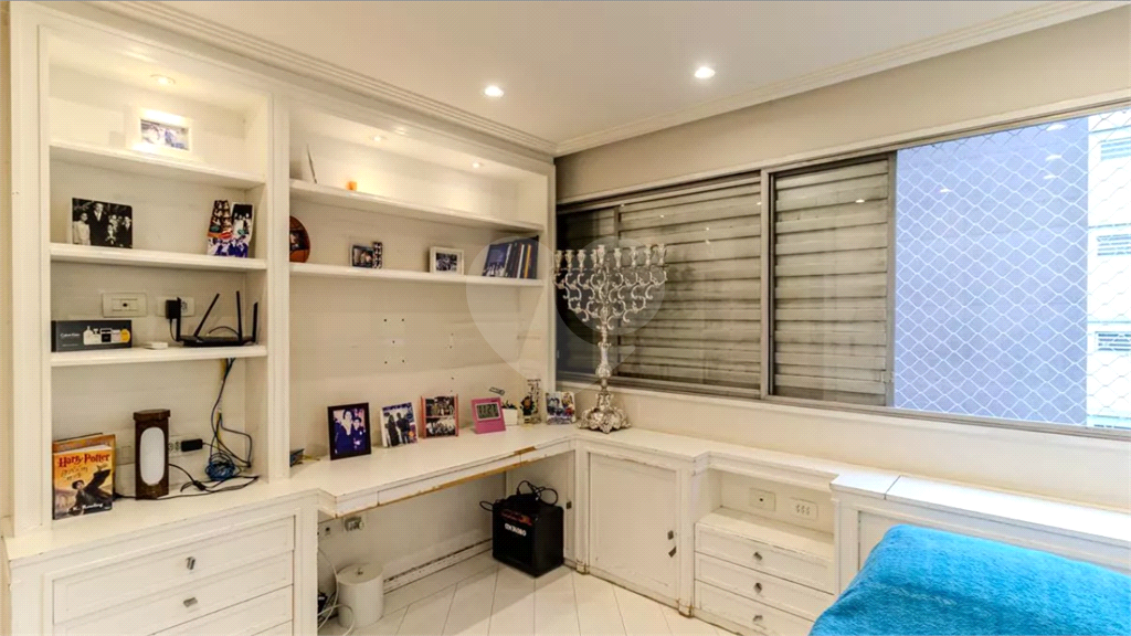 Apartamento à venda com 136m², 4 quartos e 2 vagas