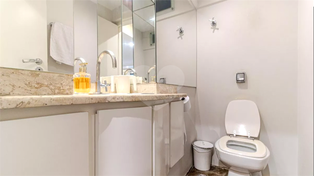 Apartamento à venda com 136m², 4 quartos e 2 vagas