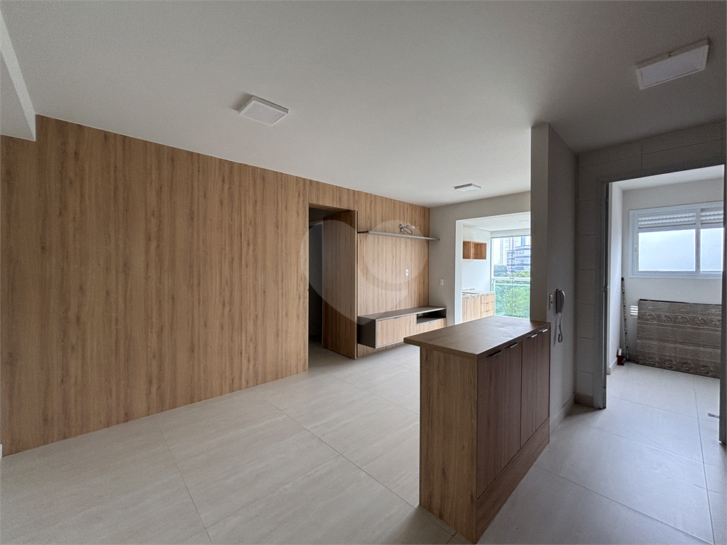 Apartamento com 2 dormitórios e 1 vaga próximo metrô Barra Funda