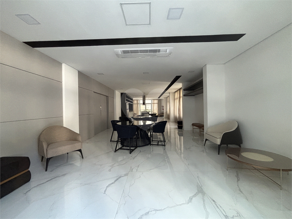 Apartamento com 2 dormitórios e 1 vaga próximo metrô Barra Funda