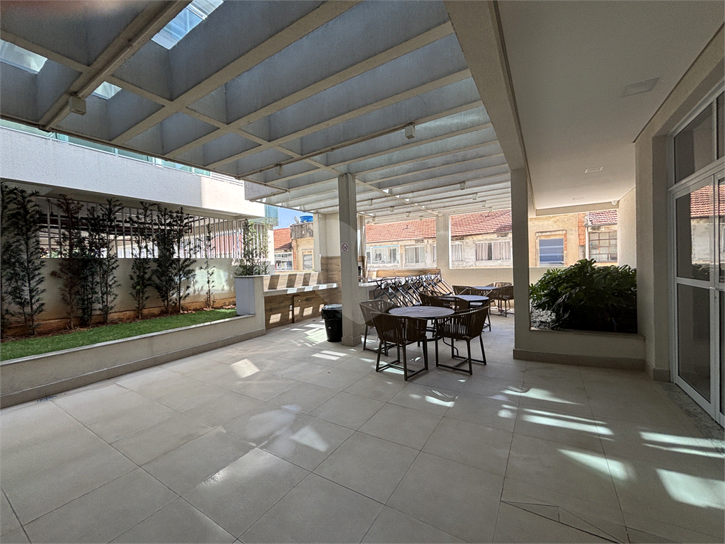 Apartamento com 2 dormitórios e 1 vaga próximo metrô Barra Funda