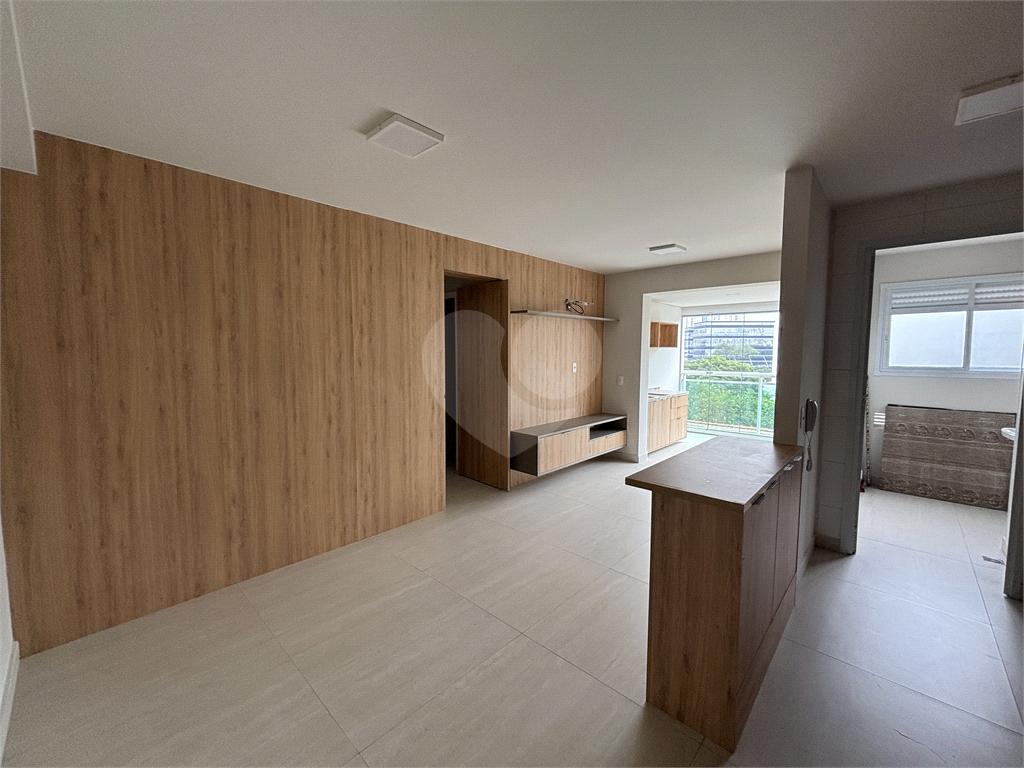 Apartamento com 2 dormitórios e 1 vaga próximo metrô Barra Funda
