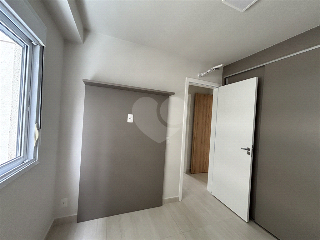 Apartamento com 2 dormitórios e 1 vaga próximo metrô Barra Funda