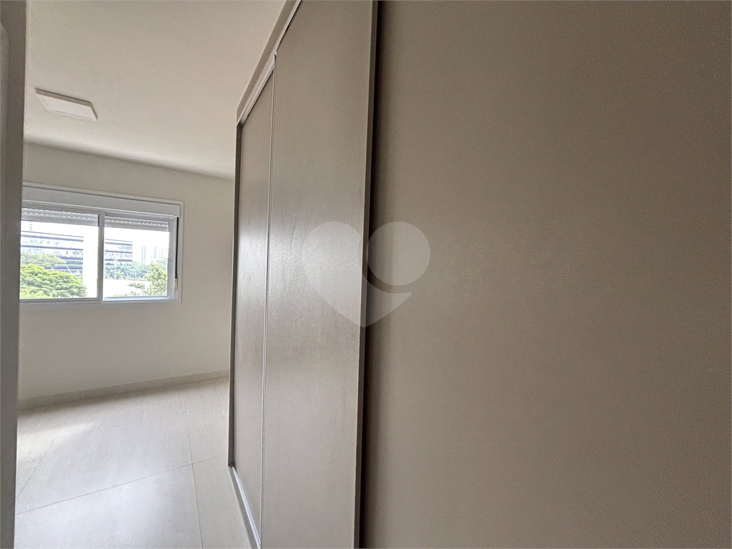 Apartamento com 2 dormitórios e 1 vaga próximo metrô Barra Funda