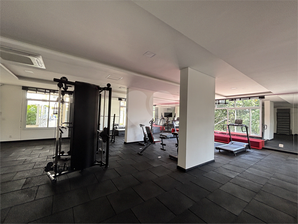 Apartamento com 2 dormitórios e 1 vaga próximo metrô Barra Funda