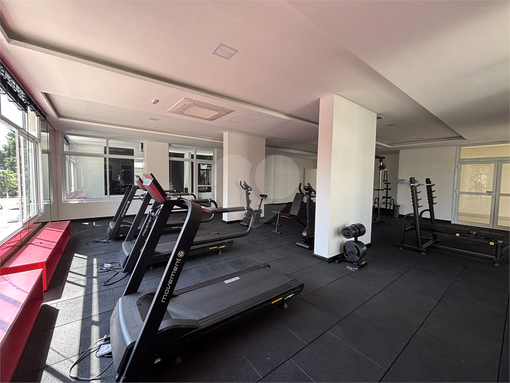 Apartamento com 2 dormitórios e 1 vaga próximo metrô Barra Funda