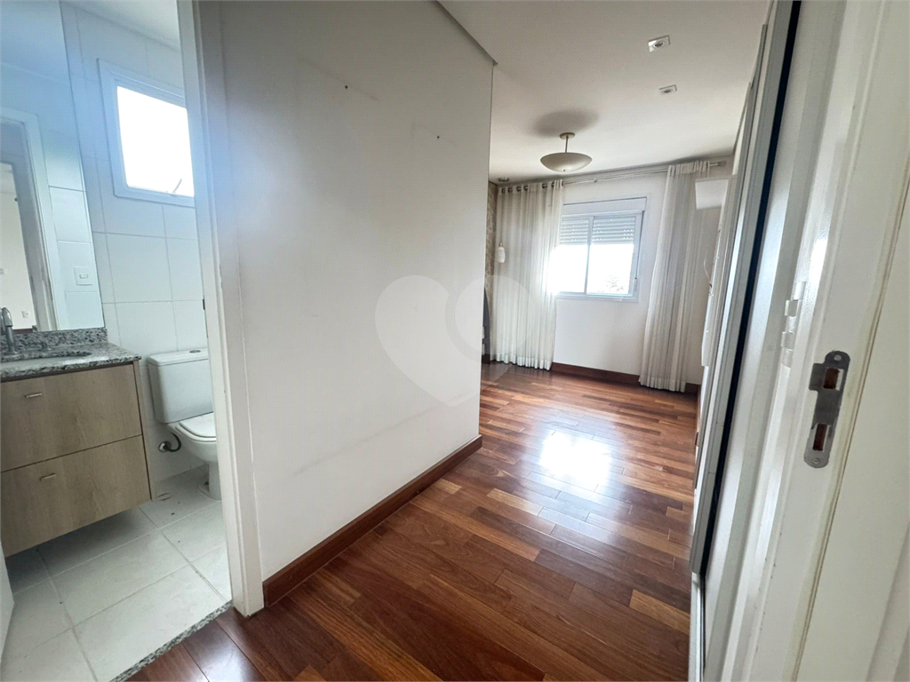 APARTAMENTO em TREMEMBÉ
