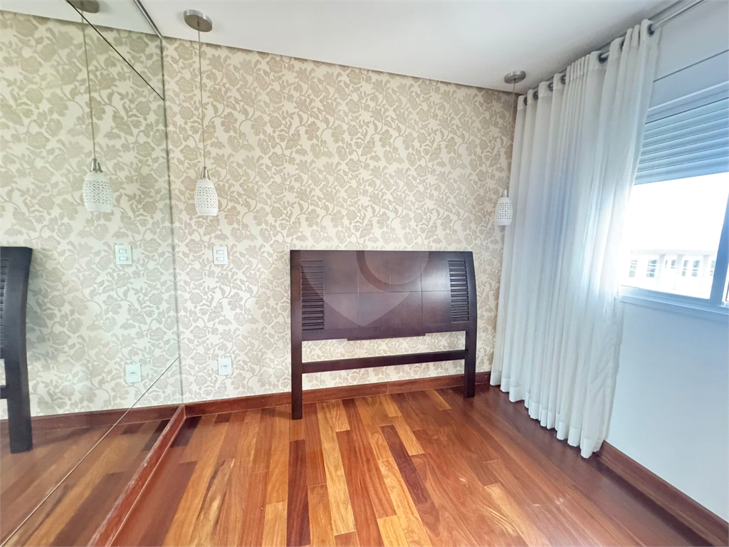 APARTAMENTO em TREMEMBÉ