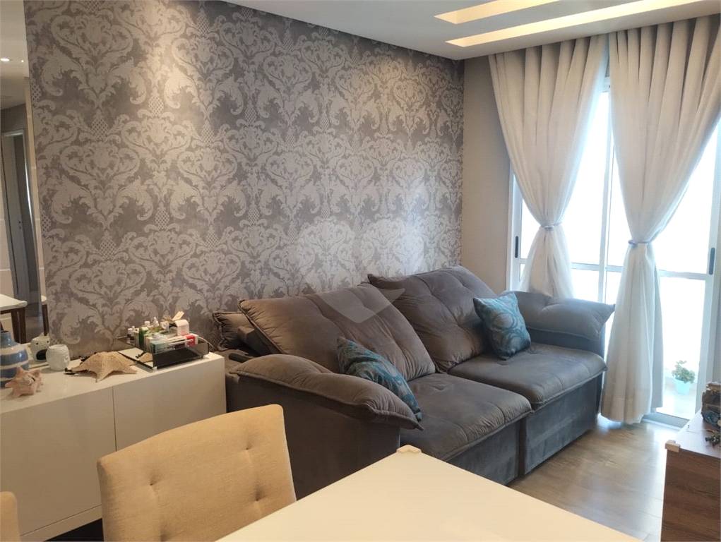 Apartamento 63m² à venda na Vila Guilherme | 3 quartos com suíte | varanda envidraçada | 1 vaga