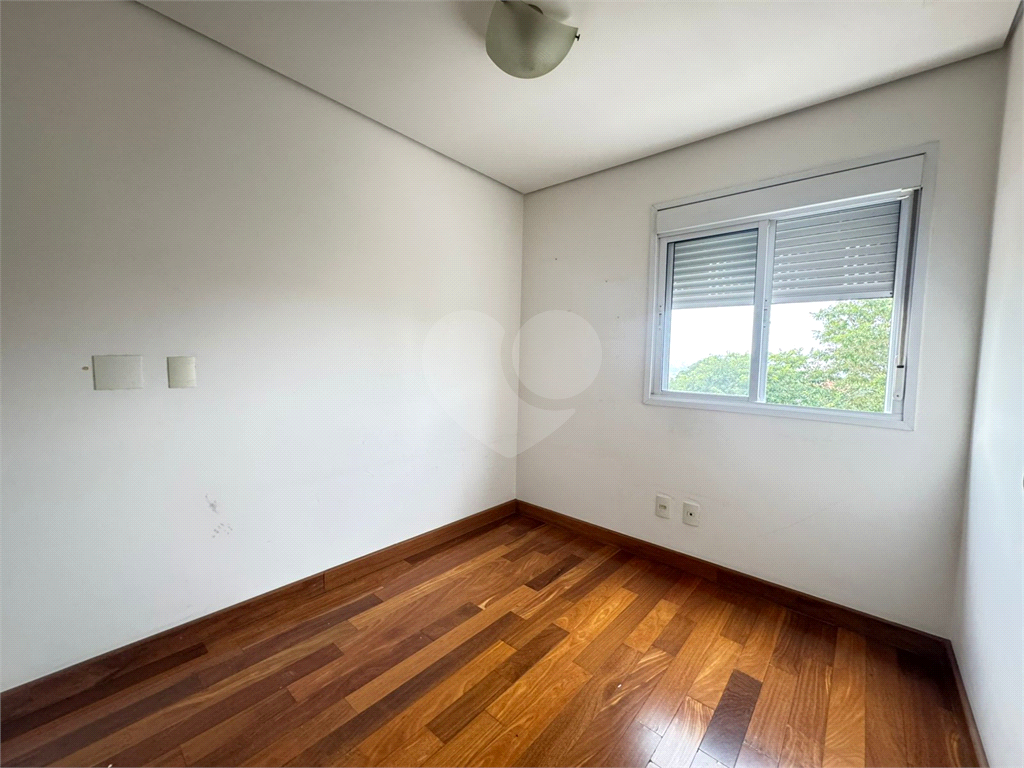 APARTAMENTO em TUCURUVI