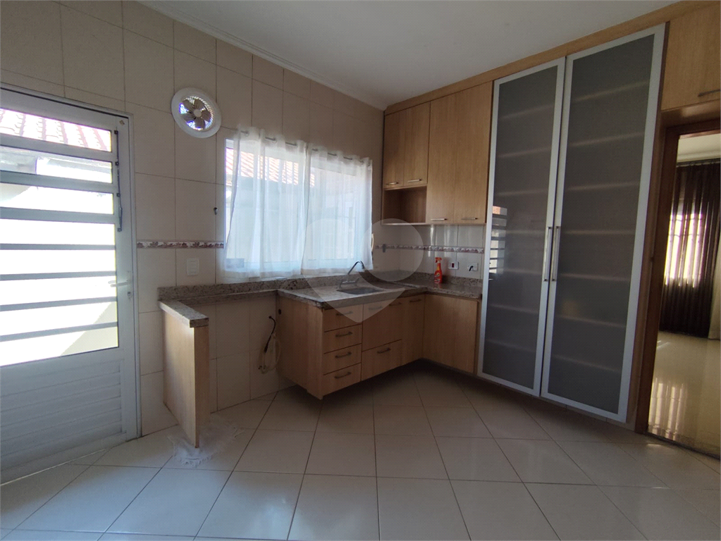 Sobrado 3 dormitórios, 1 suíte, 3 vagas, espaço gourmet