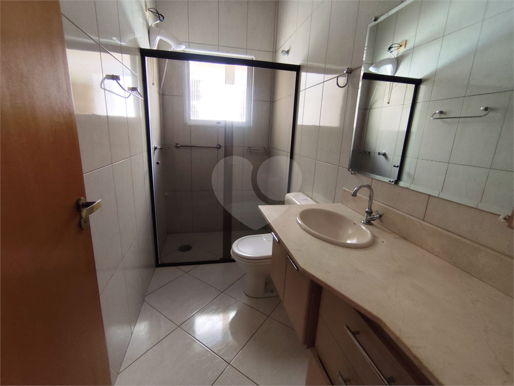 Sobrado 3 dormitórios, 1 suíte, 3 vagas, espaço gourmet