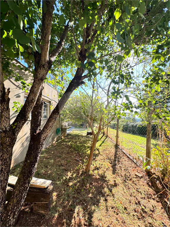 Linda casa em Condomínio de Alto Padrão com 4 suítes em Atibaia