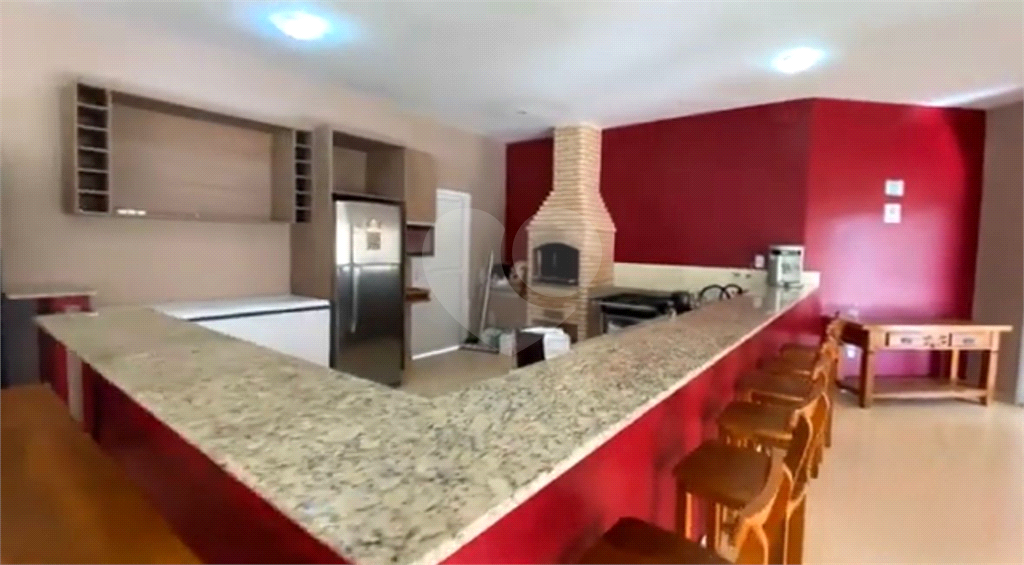 Linda casa em Condomínio de Alto Padrão com 4 suítes em Atibaia