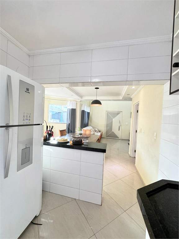 Casa com 3 suítes sendo 1 suíte no térreo, são 230 metros de construção